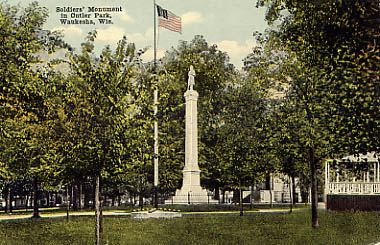 1919 postcard featuring the monument
