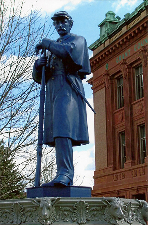 Civil War monument in Lancaster, Wis. courthouse square