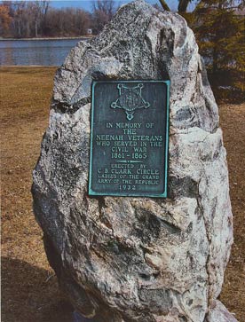 Neenah Libghthouse Park monument